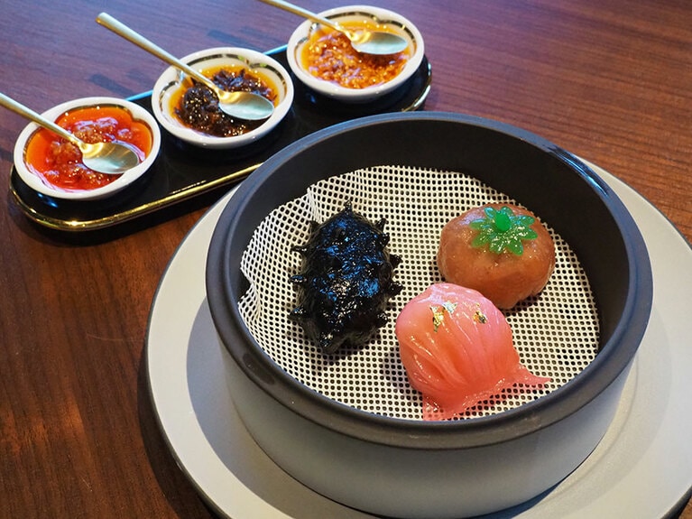 安心感のある点心。ピンクのエビ蒸し餃子のプリプリ感がたまらない。