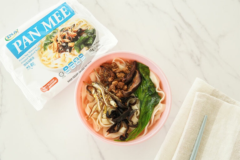 「パンミースープ麺(シーフード味)」。