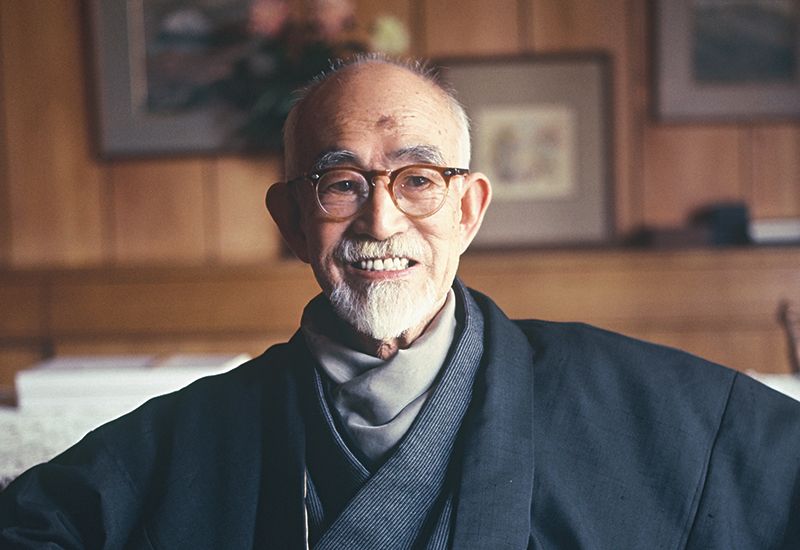 志賀直哉。