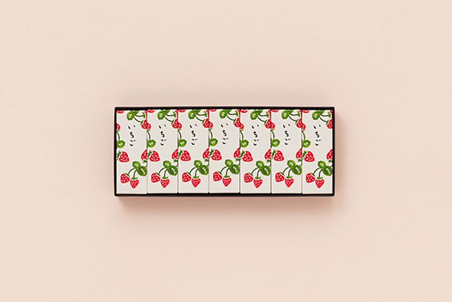 小形羊羹 7本入（いちご） 2,636円。