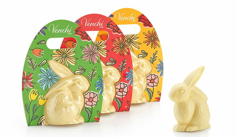 ホワイトチョコレート バニー。2,700円。ウサギの形のホワイトチョコレート。ミルクチョコレートもあり。