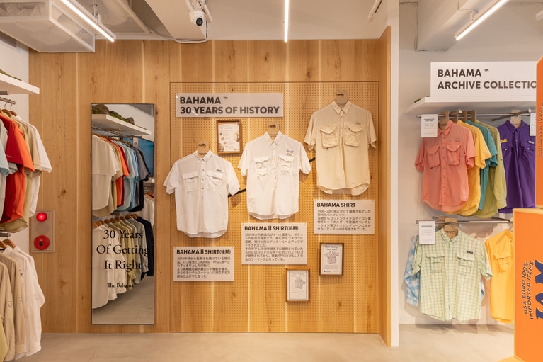 イベント期間中に展示された歴代バハマシャツ。その姿はほぼ変わっていない。