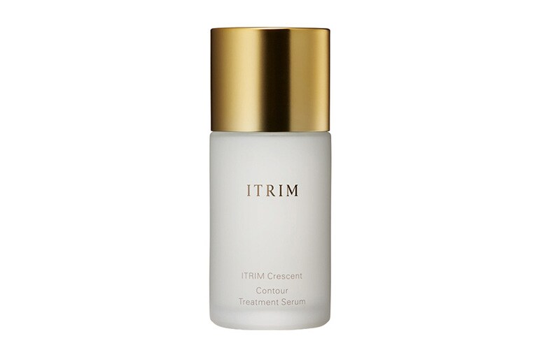 凛とした美しい横顔に。「ITRIM クレセント コントゥア トリートメントセラム」 18ml(現品)。