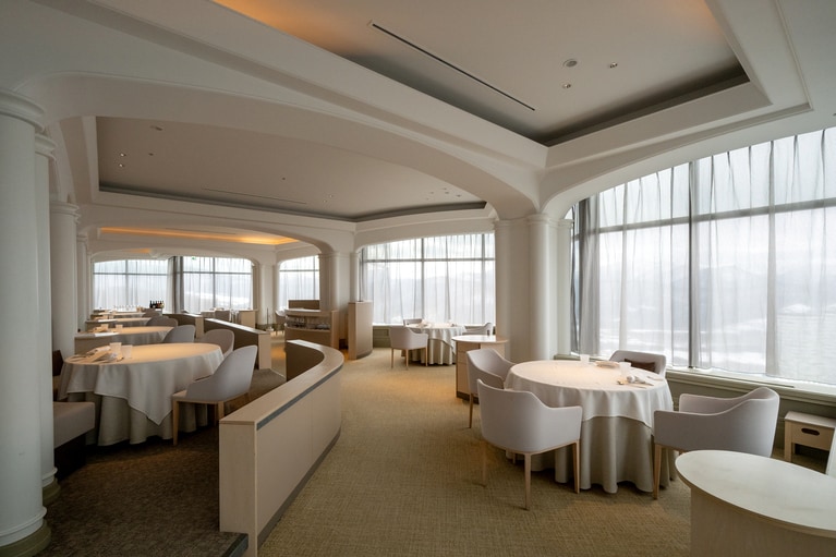 温かみのある内装。