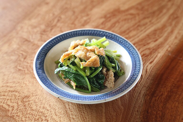 煮付けた油揚げを巻かずに刻んであえるだけでも美味しい。