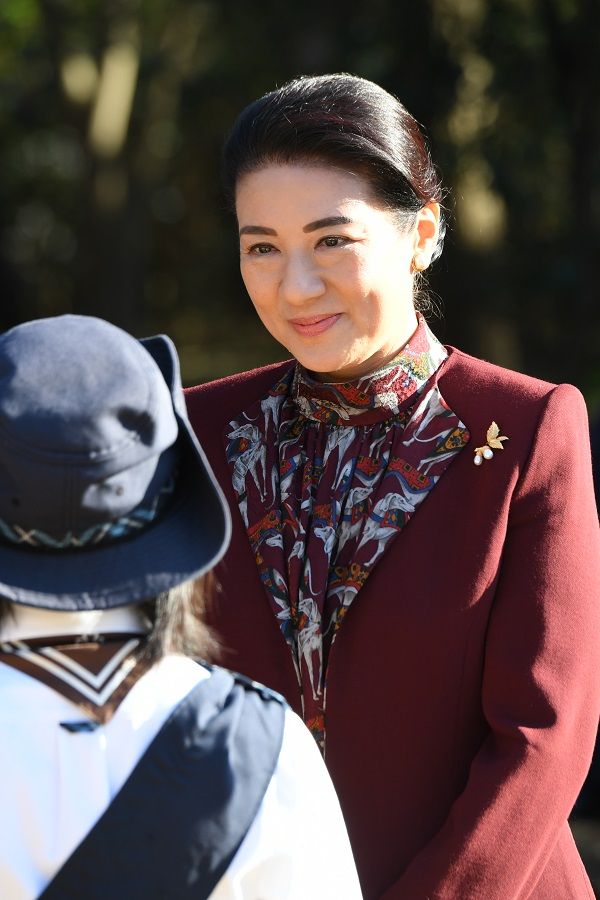 2018年11月、「第42回全国育樹祭」の「お手入れ行事」に臨まれた雅子さま　©JMPA