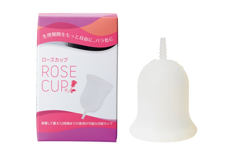 日本人の体型に合うよう海外製のものより一回り小さく設計された初の国産月経カップ。産婦人科医の宋美玄氏が公式アドバイザーを務める。ROSE CUP 5,500円／イマリ