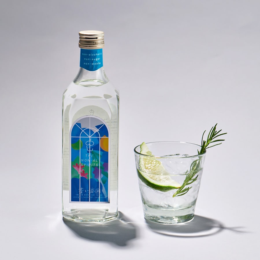 のん THE NON-AL SPIRITS 洋:青い楽園 3,200円(500ml)。