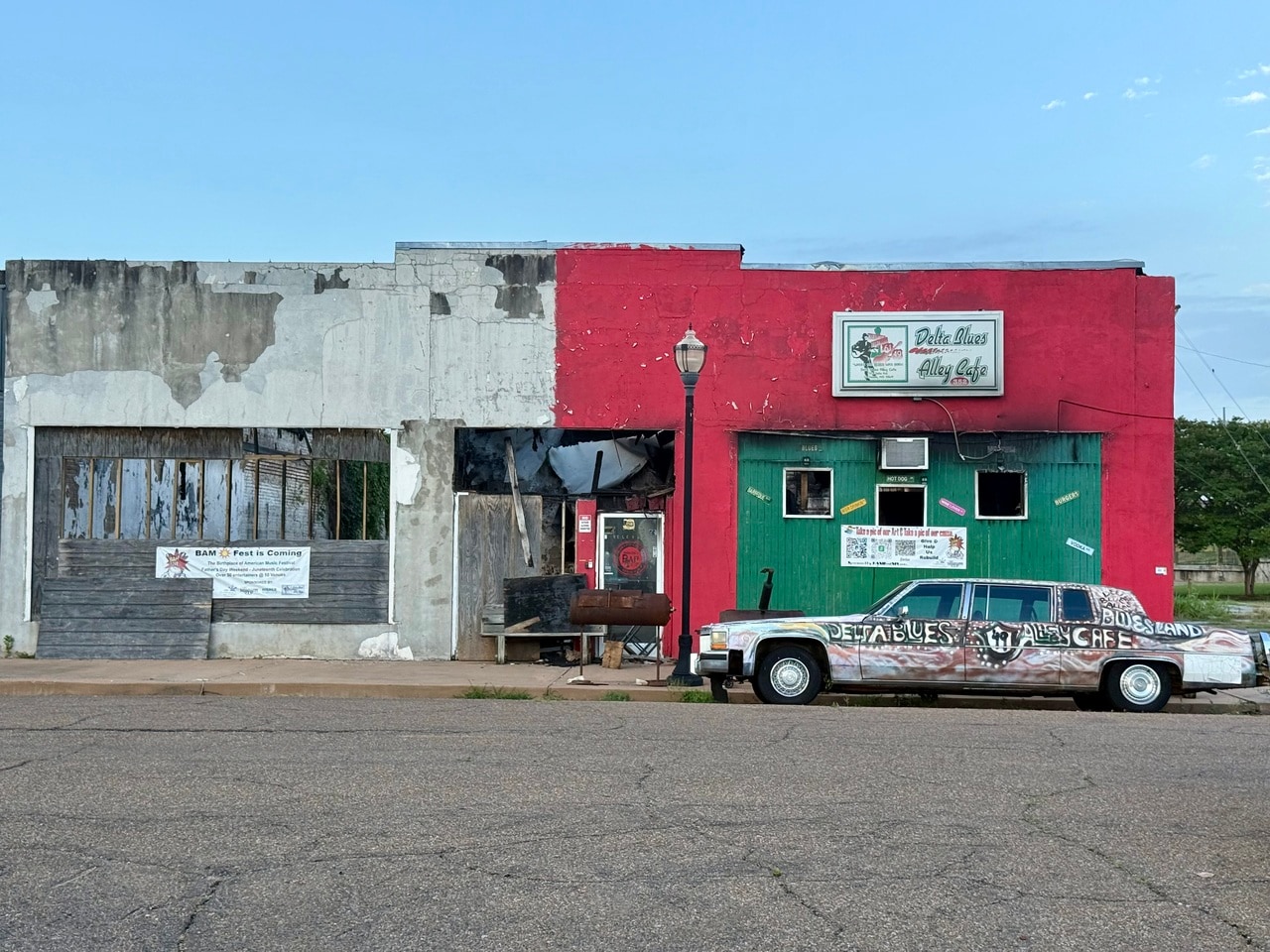 ノスタルジックアメリカンな佇まいはこの土地ならでは。