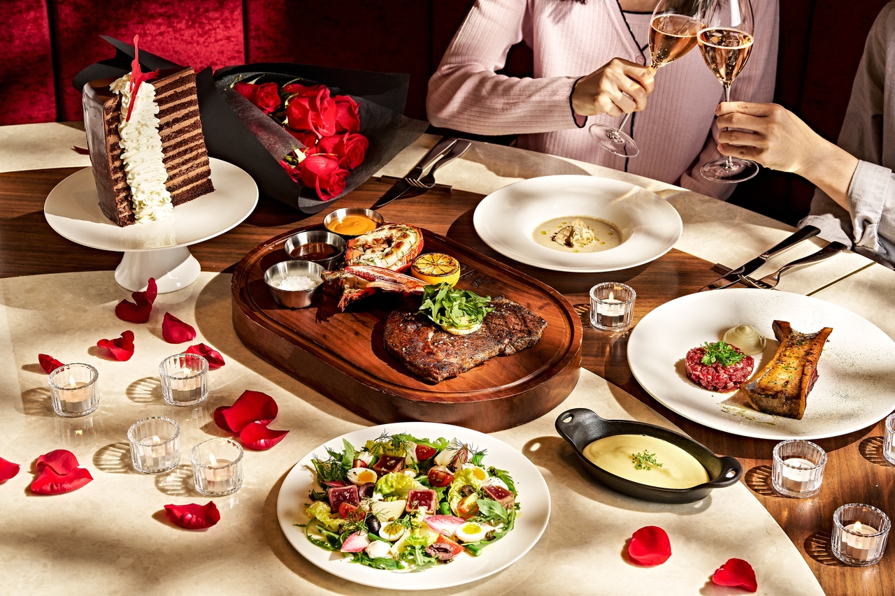 ファストフードからファインダイニングまでバラエティ豊かに揃う。