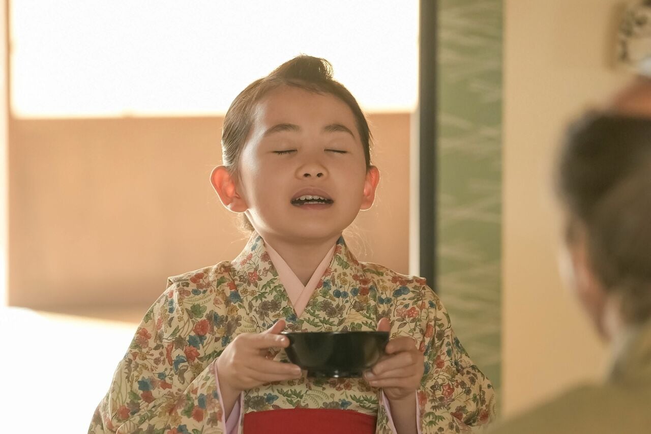 しじみ汁は子ども時代からずっとトキ（福地美晴）の大好物　（C）NHK