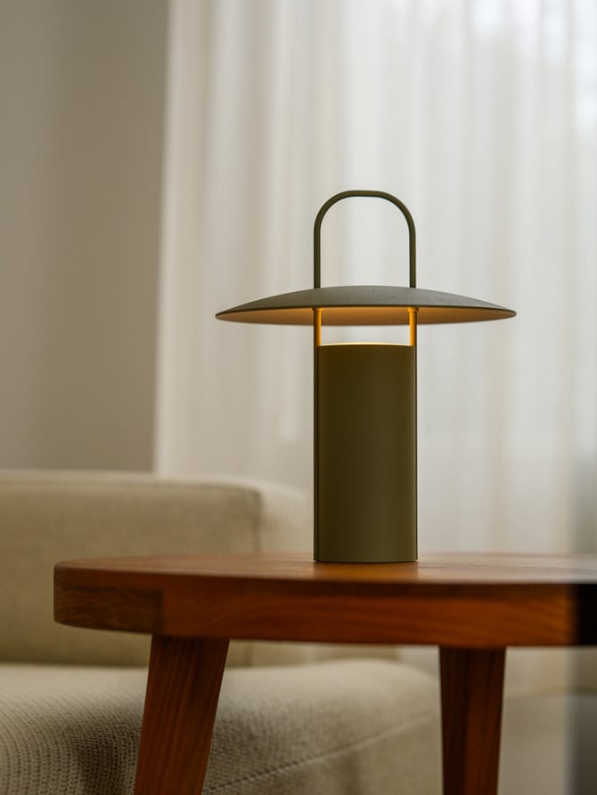 2ページ目)寝室をより居心地のよい空間に 部屋を美しく照らす名作照明4選