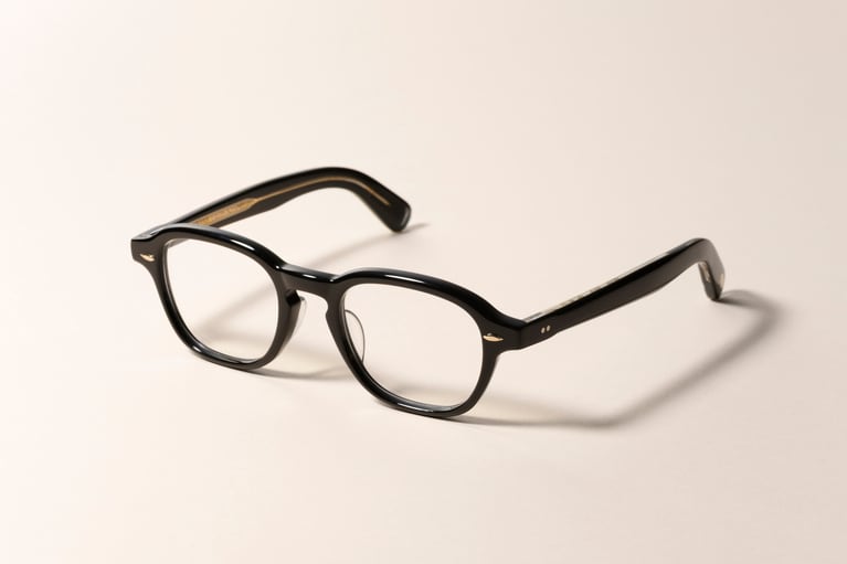 VARICK 45,100円／EYEVAN（アイヴァン 東京ギャラリー）