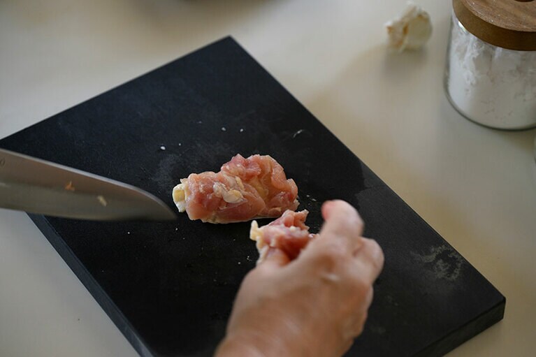 ひと口大に切る。