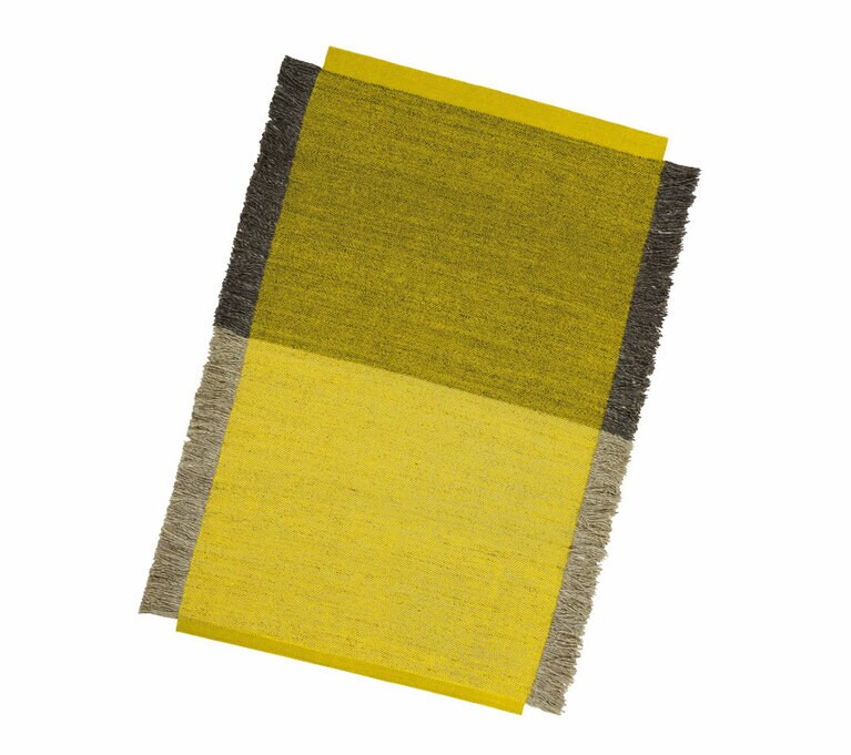 ラグ H240×W180cm 260,409円／クヴァドラ(ザ･コンランショップ)