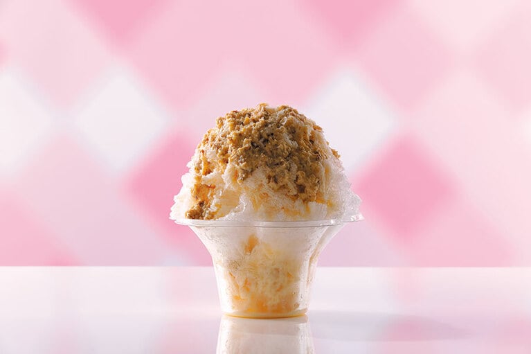 「秋田：いぶりがっこ」本場でつくった本物の「いぶりがっこ」。いぶりがっこは秋田県南の豪雪地域で保存食としてつくられた発酵食品で、ひとつひとつ丁寧につくられている逸品だ。