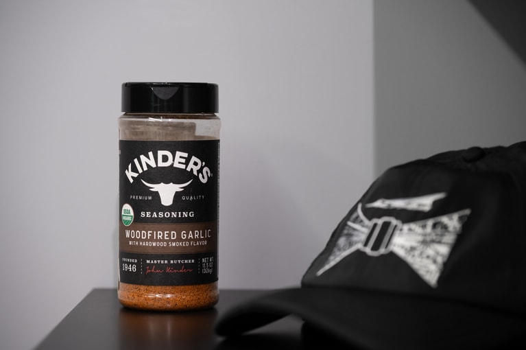 ニンニクやタマネギをベースに唐辛子やパプリカなどを加えたシーズニング。