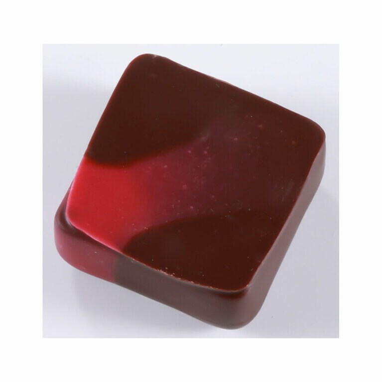 「エタンセル ルージュ」540円。