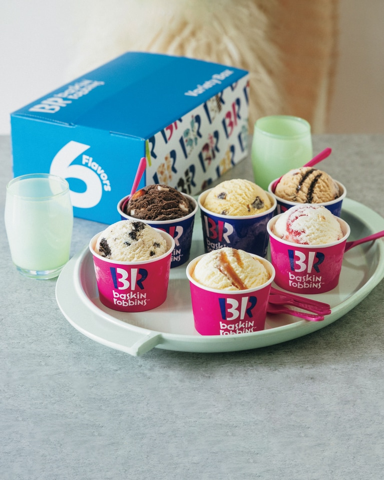 大人の贈りものにするなら、あえてベージュなど色のトーンを揃えてみるのも素敵。