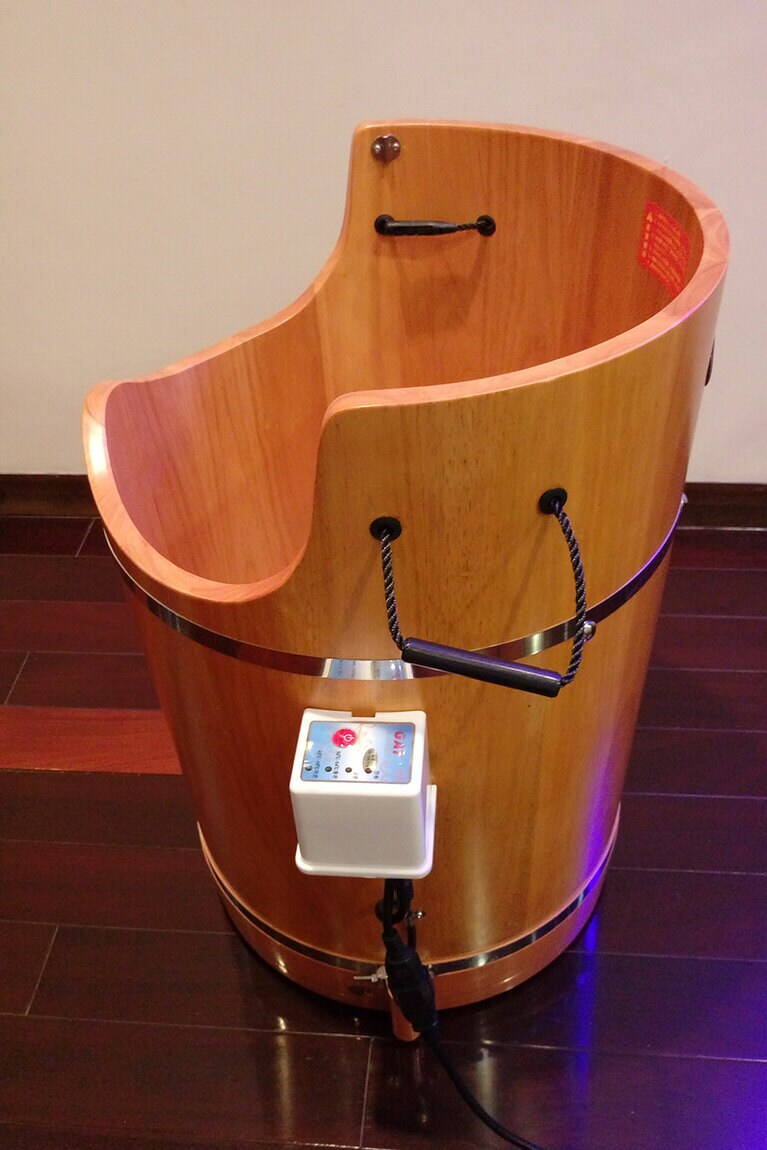 「HOLO足蒸桶」特別価格 11,000元(送料無料)。※写真提供：川堂養生館