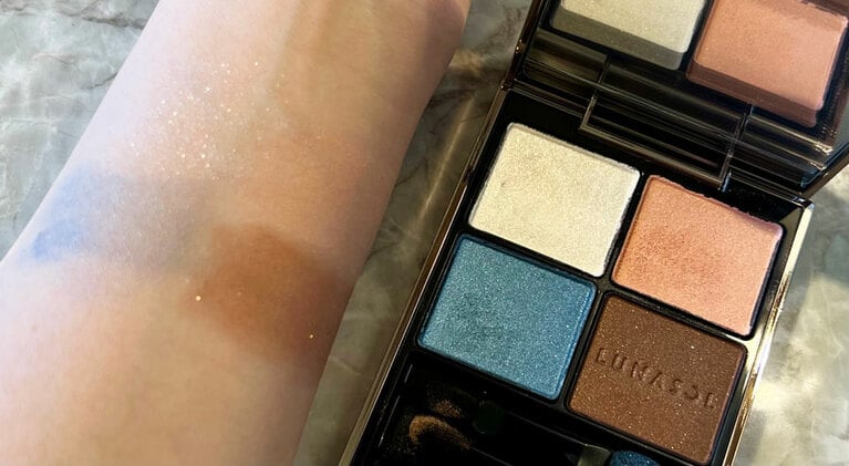 【スウォッチ】ルナソル アイカラーレーション EX19 Serenity Breath。