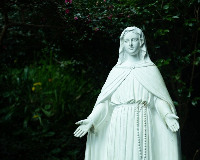 島内には、キリスト教禁教令廃止後に建てられた教会が点在。