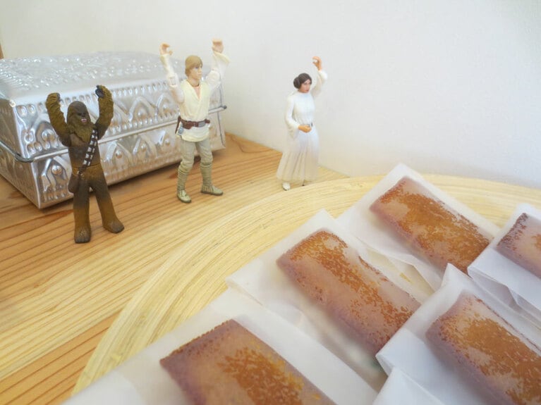 平台の端っこにスターウォーズのキャラクター発見。