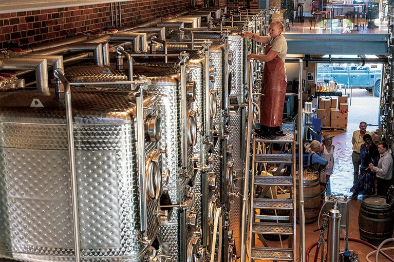 サイダーをワインと同じ繊細な手法で醸造。宿泊者は無料のサイダーツアーに参加することもできる。