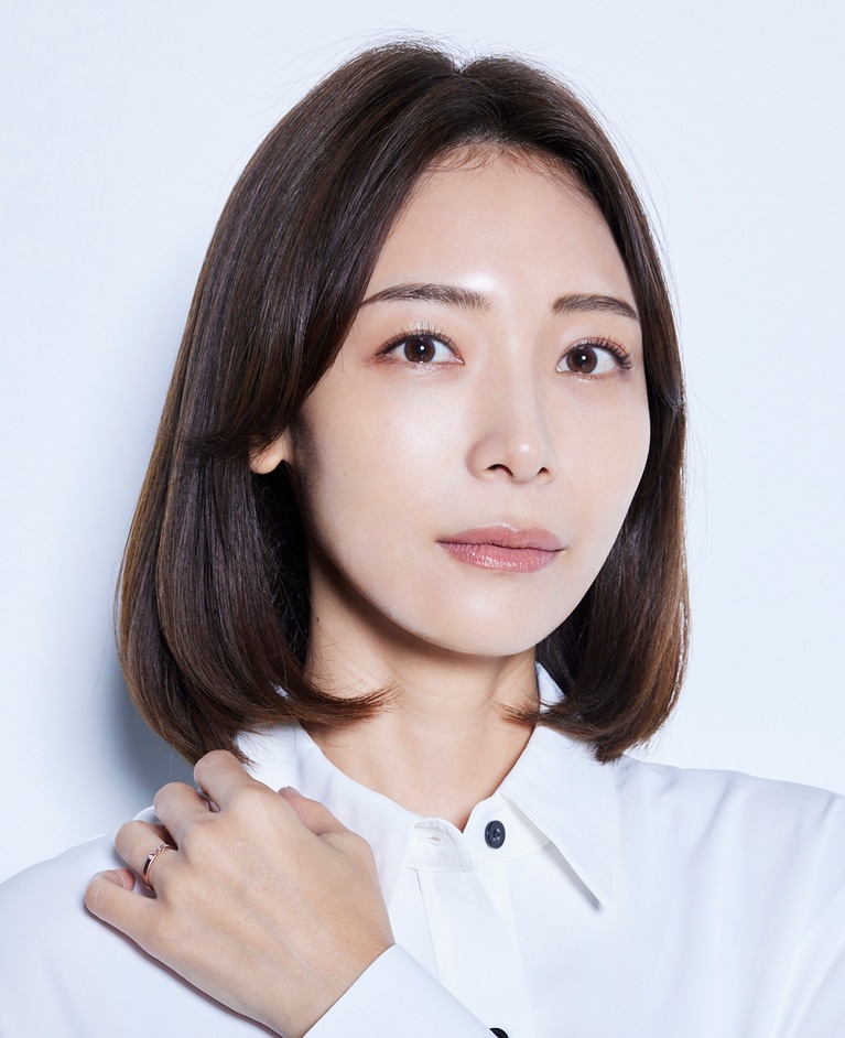 加賀美璃子を演じる相武紗季さん。©「夫よ、死んでくれないか」製作委員会