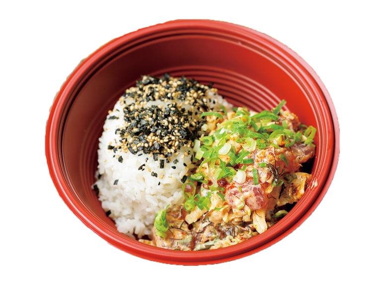 常連に人気のスパイシークリーミ―ガーリックアヒ＄12。イートインスペースで楽しむ人も多い。
