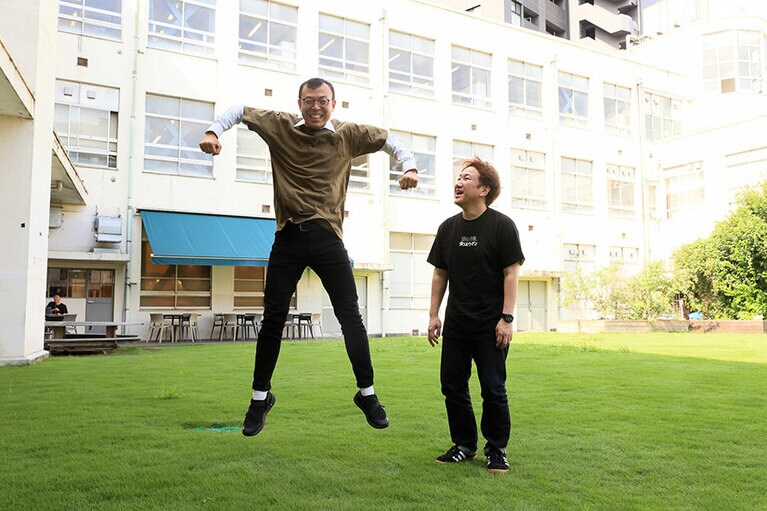 持ちネタのラップネタも浮いて、沈んで。