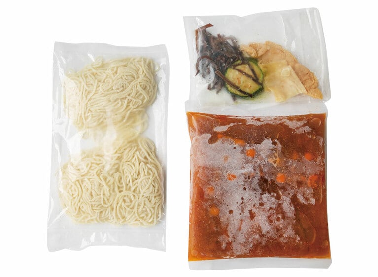 ベジタブルタンタンヌードル(具付き)〈1食入り〉980円(税込)／Chipoon。