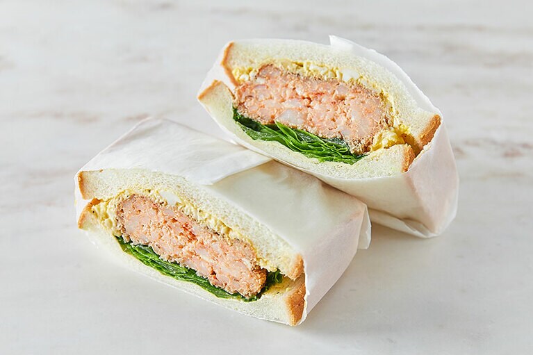 「海老カツサンド」1パック 734円、ハーフ 396円／CITYSHOP。