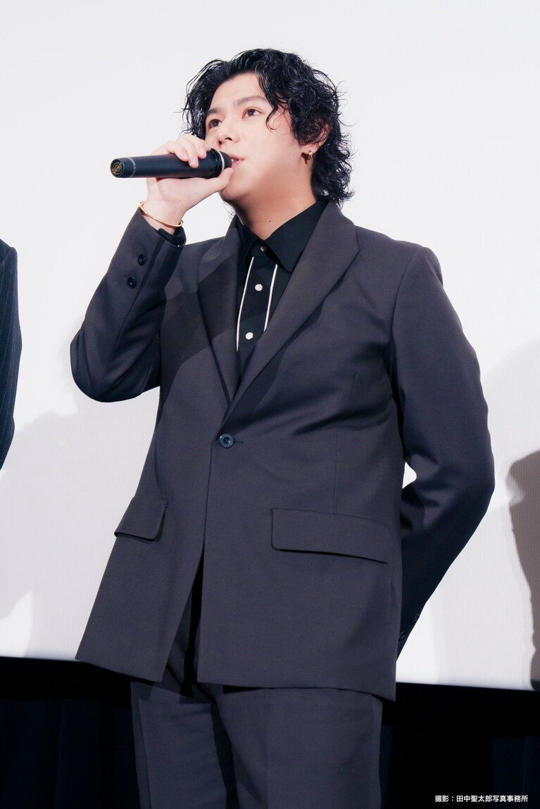 LEO。©田中聖太郎写真事務所