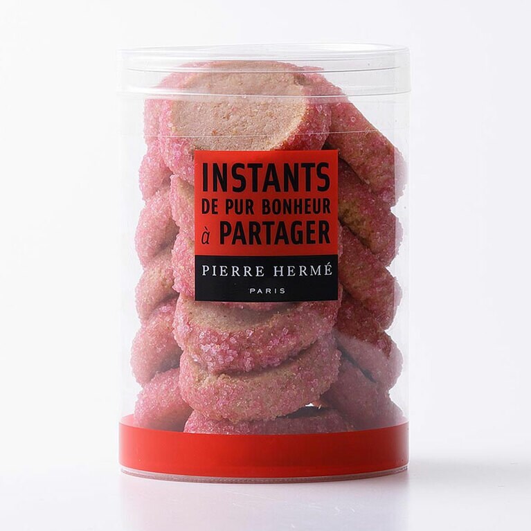 サブレ イスパハン 1,620円(フランボワーズ、ライチ、ローズ風味のサブレ)。