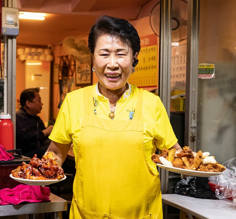 「お酒が進んじゃうカリッとチキンよ」