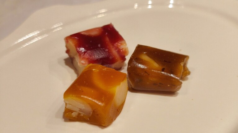 ベリー味とマンゴー味、ライチ味。見た目もかわいらしさ満点。