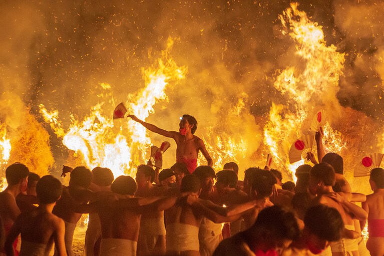 【滋賀県】勝部の火まつり。