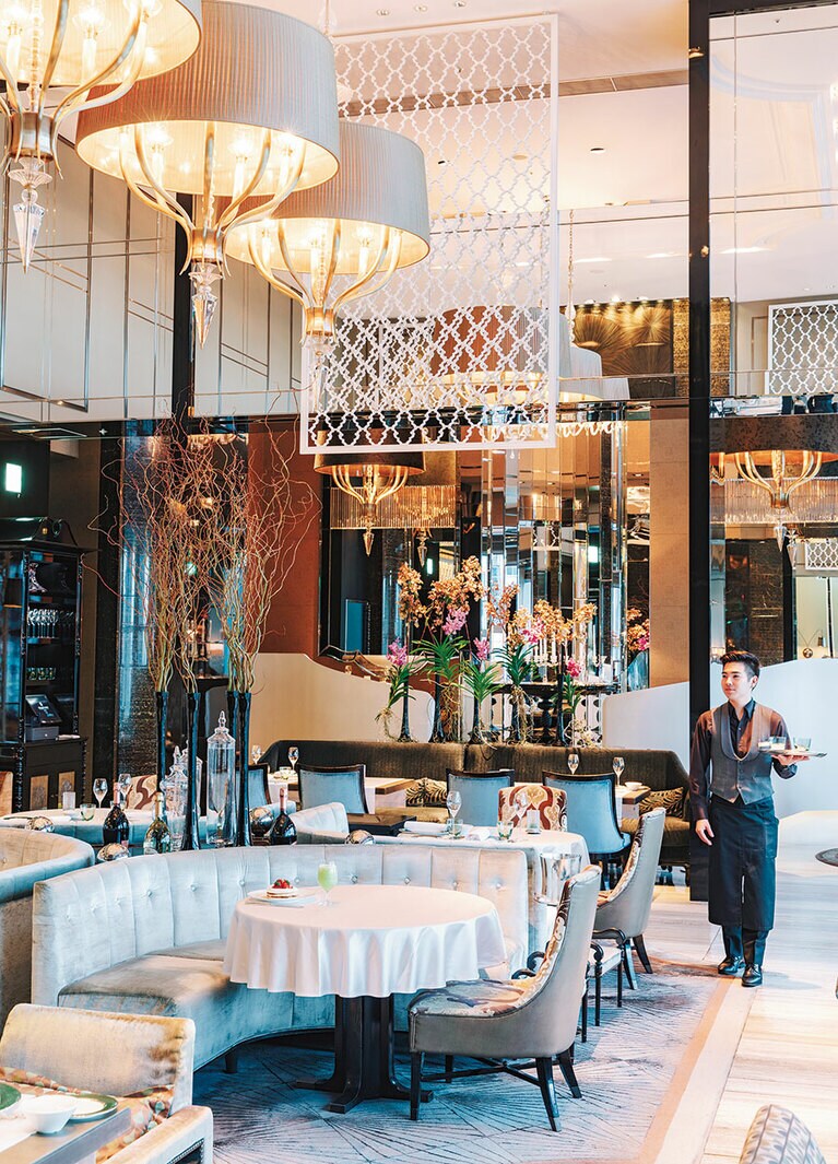 シャングリ・ラ ホテル 東京 28階「ピャチェーレ」。