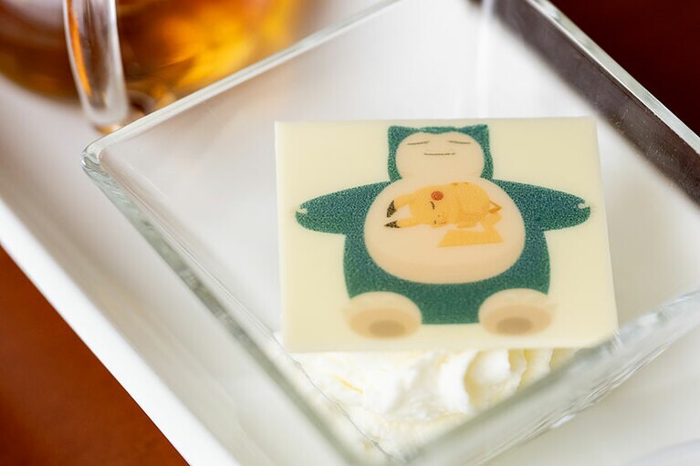 パンケーキに添えられたチョコレート。