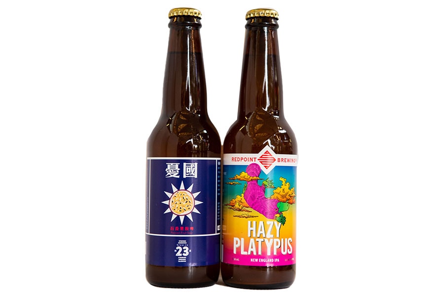 「CRAFTED BEER & CO」で買える台湾のクラフトビール。「憂國 百香果酸啤」、「HAZY PLATYPUS」各200元。
