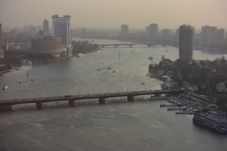 ナイル川流れる首都カイロ。