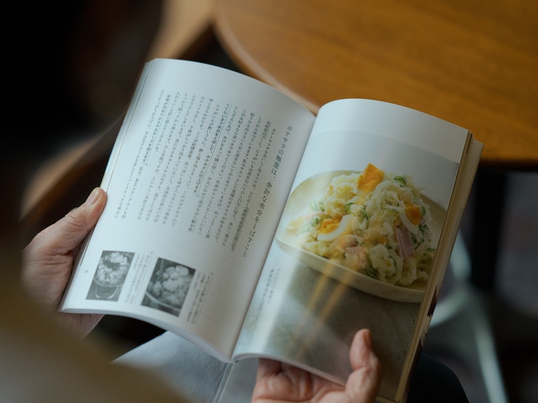 井原さんは「サラッと食感のポテトサラダ」が好み。その極意は「余計な水分をしっかり飛ばす」こと！