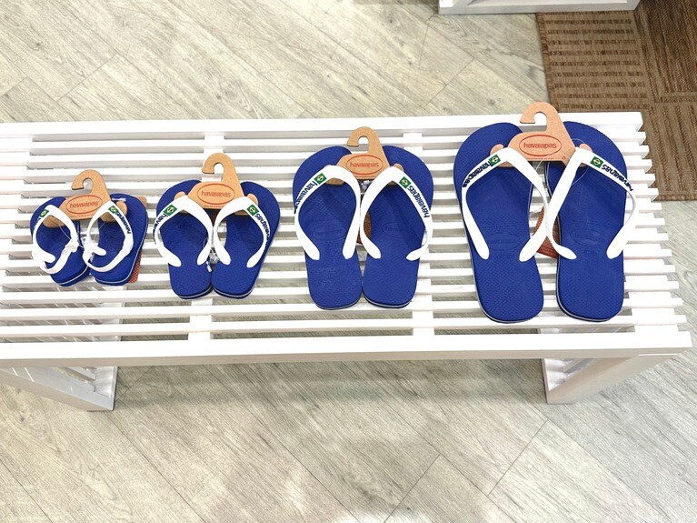 赤ちゃんサイズからお父さんサイズまで、ずらり揃います。