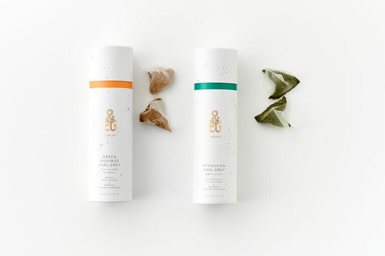 & EARL GREY 左から：「グリーンルイボスアールグレイ」1,728円(3g×16p)、「緑茶アールグレイ」1,685円(3g×16p)／兵庫県