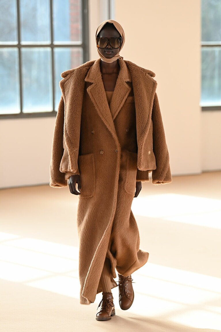 【マックスマーラ】2021 秋冬新作コレクション。