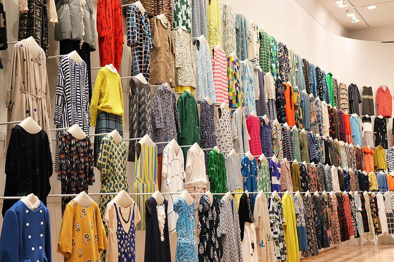 「森」のセクション。