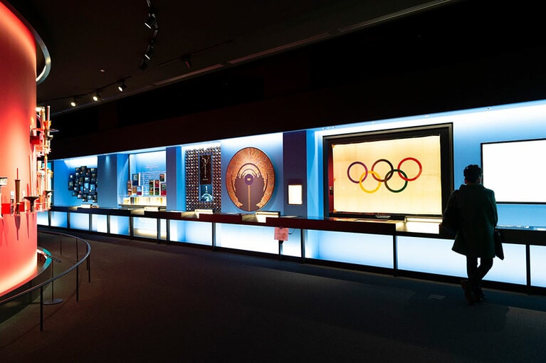 歴代オリンピックの聖火リレーのトーチや、オリンピック選手の身体能力を体験できるコーナーなど盛りだくさん。