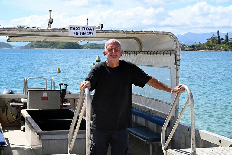 タクシーボートのおじさんも、今は忙しくしていることでしょう。