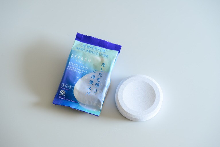 すっきりしたムスクサボンの香り。タブレットはびっくりする重量感！